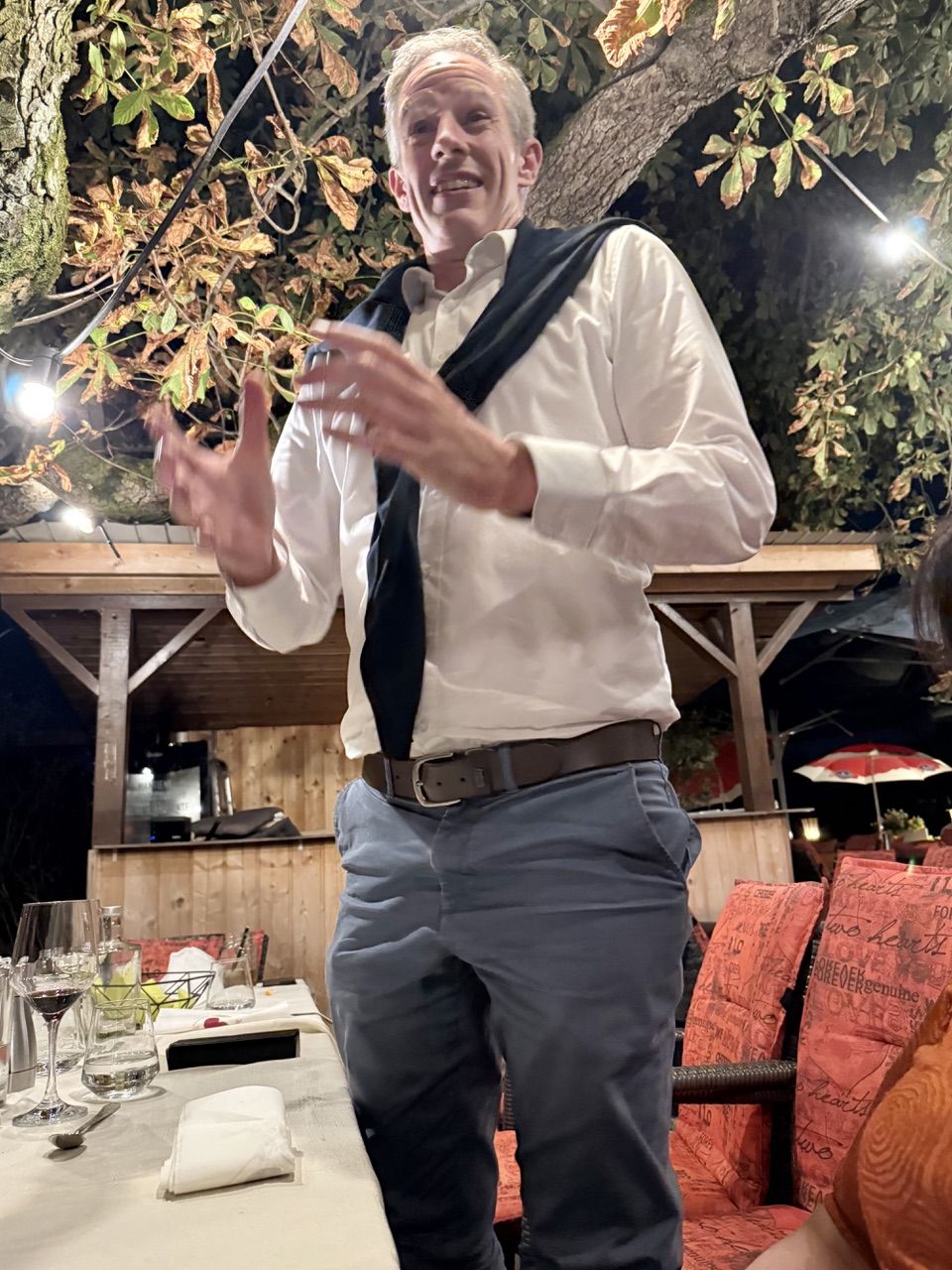 Nikolai Iwangoff bei seiner Ansprache im Baslerhof